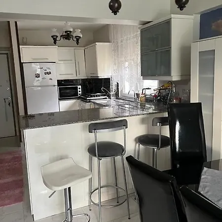 Kartepe'nin Kalbinde Dogayla Ic Ice Harika Bir فيلة